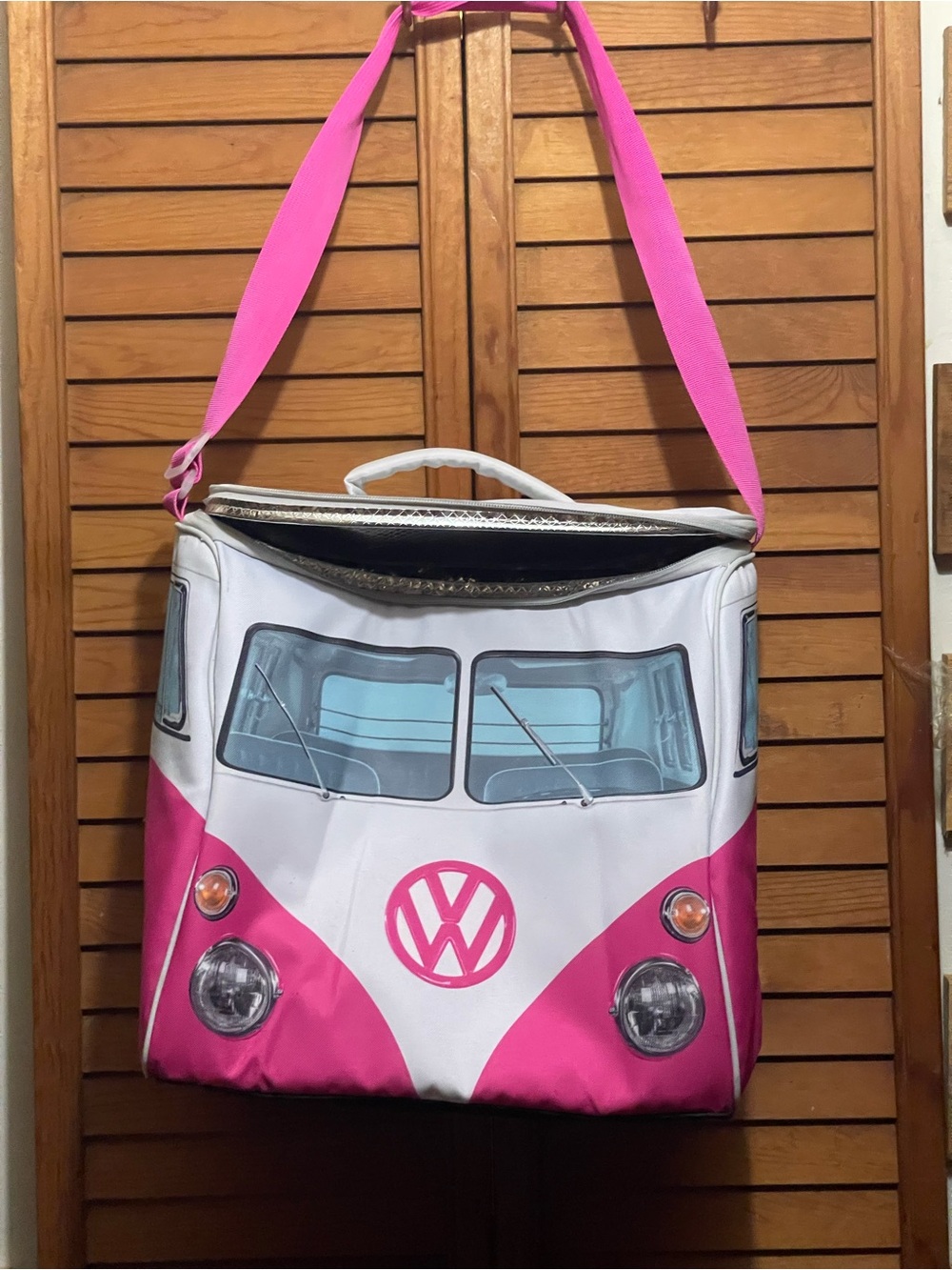 Volkswagen Pink & White Camper Insulated Tote Bag